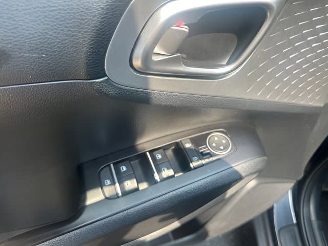 Pre-Owned 2024 Kia Soul LX - photo - 5
