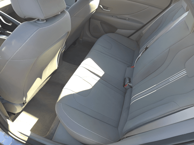Pre-Owned 2023 Hyundai Elantra SEL - photo - 11