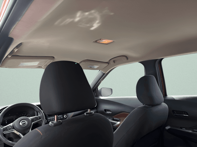 Pre-Owned 2023 Nissan Kicks SR - photo - 9