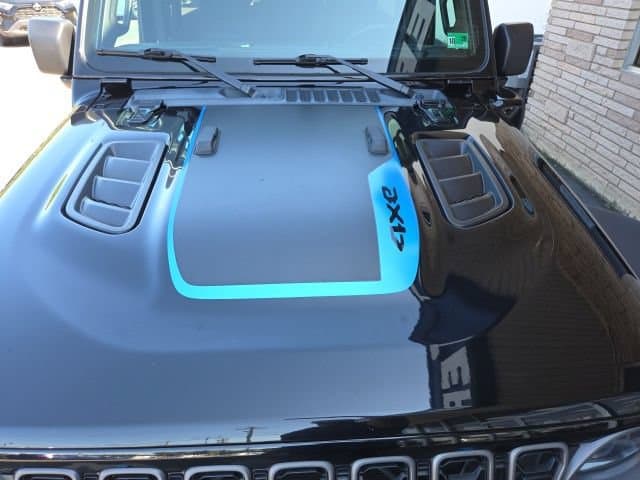 Pre-Owned 2024 Jeep Wrangler Rubicon 4xe - photo - 22