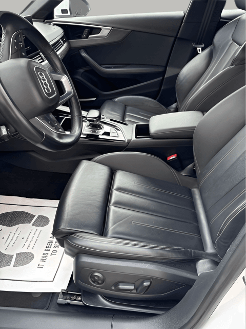 Pre-Owned 2024 Audi A4 45 S line Premium Plus - photo - 7