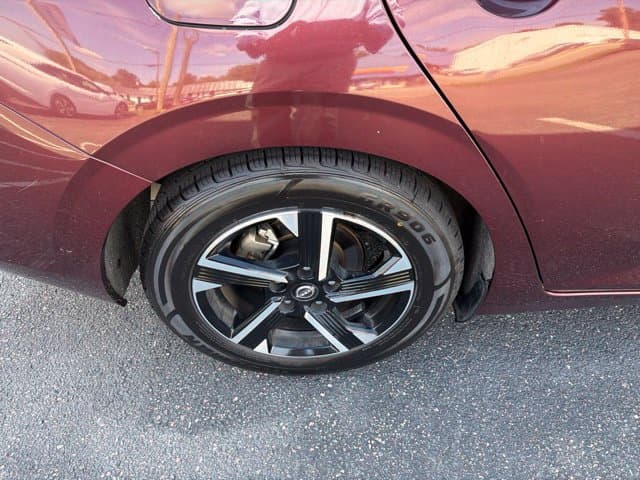 Pre-Owned 2024 Nissan Sentra SV - photo - 21