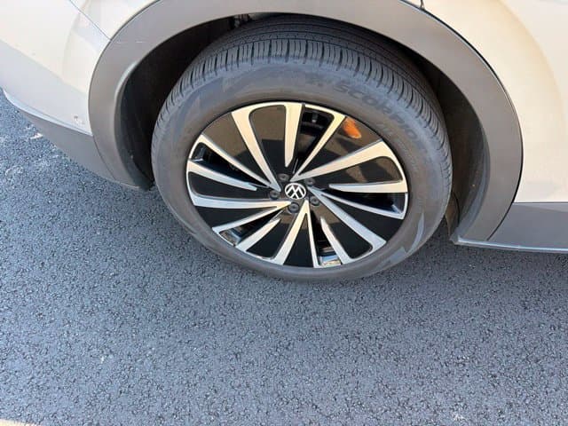 Pre-Owned 2024 Volkswagen ID.4 S - photo - 27