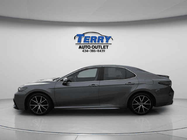 Pre-Owned 2022 Toyota Camry Hybrid SE - photo - 4