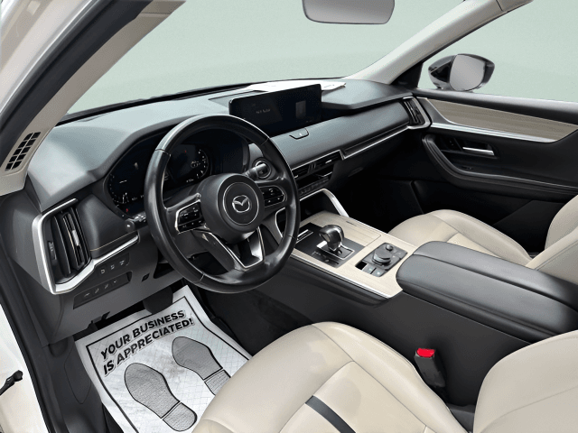 Pre-Owned 2025 Mazda CX-90 3.3 Turbo Premium - photo - 3
