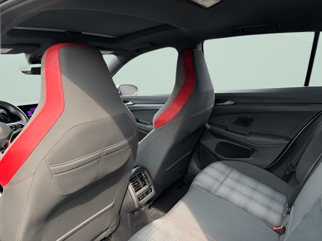 Pre-Owned 2023 Volkswagen Golf GTI Autobahn - photo - 7