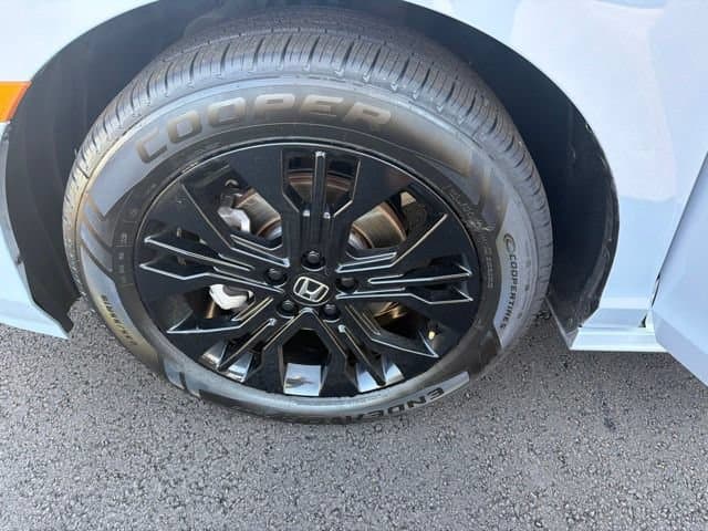 Pre-Owned 2025 Honda Odyssey Sport-L - photo - 32