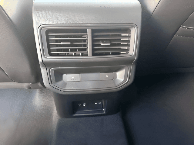 New 2026 Volkswagen Atlas Cross Sport SEL Premium R-Line - photo - 6