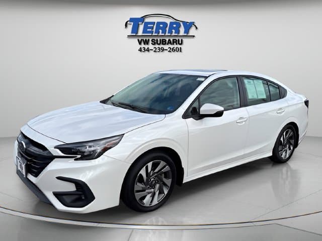 Pre-Owned 2024 Subaru Legacy Limited - photo - 2