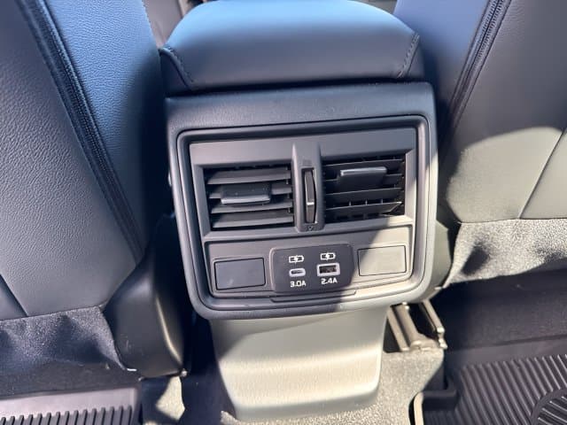 Pre-Owned 2026 Subaru Outback Premium - photo - 8