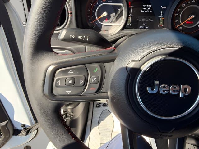 Pre-Owned 2025 Jeep Wrangler Rubicon - photo - 11
