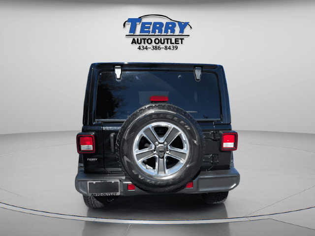 Pre-Owned 2022 Jeep Wrangler Unlimited Sahara - photo - 6