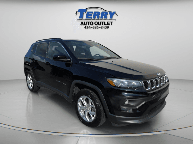 Pre-Owned 2024 Jeep Compass Latitude - photo - 1