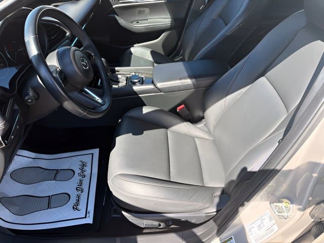 Pre-Owned 2025 Mazda Mazda3 2.5 S Preferred Package - photo - 5