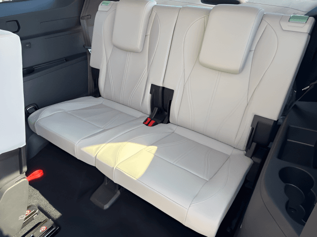 New 2027 Volkswagen Atlas SE w/Technology - photo - 6