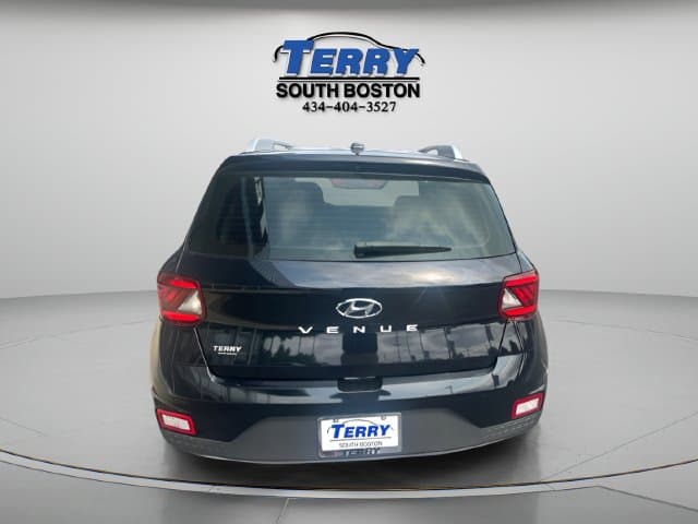 Pre-Owned 2023 Hyundai Venue SEL - photo - 3