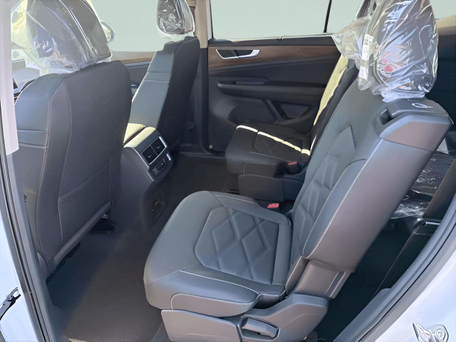New 2026 Volkswagen Atlas SE w/Technology - photo - 5