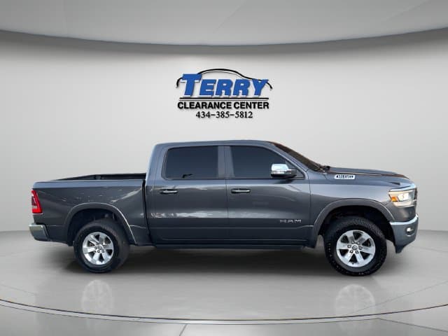 Pre-Owned 2019 Ram 1500 Laramie - photo - 0