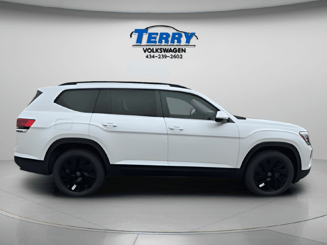 New 2026 Volkswagen Atlas SE w/Technology - photo - 0