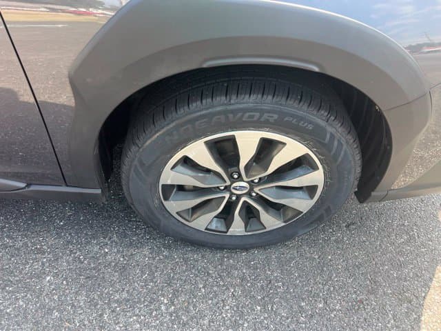 Pre-Owned 2024 Subaru Outback Limited - photo - 7