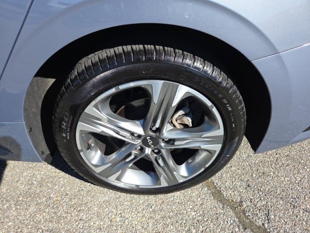 Pre-Owned 2024 Kia K5 EX - photo - 18