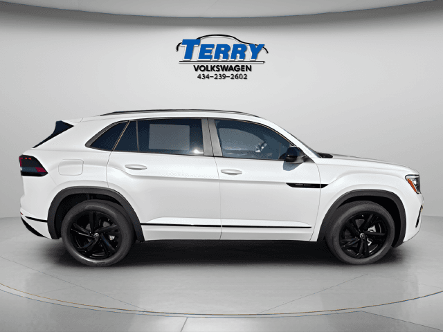 New 2026 Volkswagen Atlas Cross Sport SEL R-Line Black - photo - 0