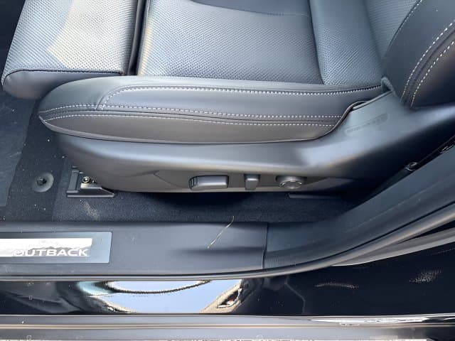 New 2026 Subaru Outback Touring XT - photo - 5