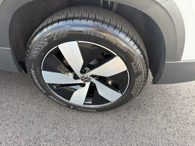 Pre-Owned 2025 Volkswagen Taos 1.5T S - photo - 28