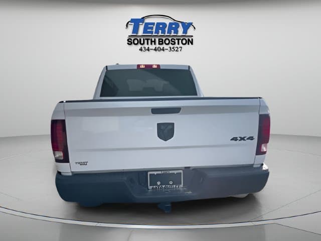 Pre-Owned 2024 Ram 1500 Classic Warlock - photo - 5