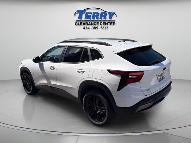Pre-Owned 2024 Chevrolet Trax ACTIV - photo - 3