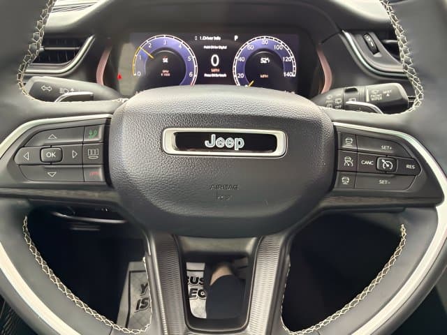 Pre-Owned 2023 Jeep Grand Cherokee Altitude X - photo - 8