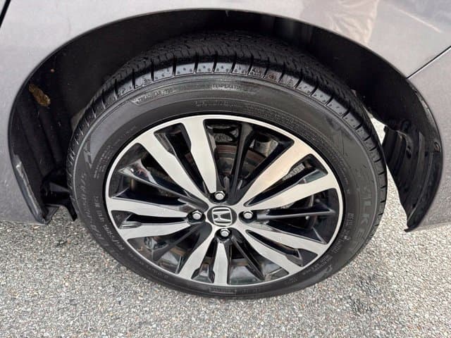 Pre-Owned 2020 Honda Fit EX - photo - 10