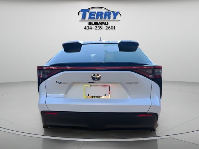 Pre-Owned 2023 Toyota bZ4X Limited - photo - 2