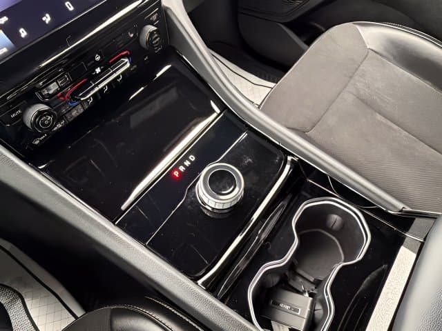 Pre-Owned 2023 Jeep Grand Cherokee Altitude X - photo - 13