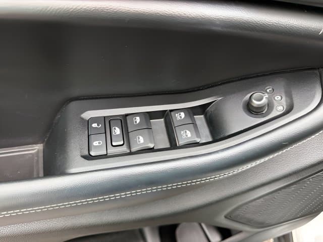 Pre-Owned 2023 Jeep Grand Cherokee Altitude X - photo - 6