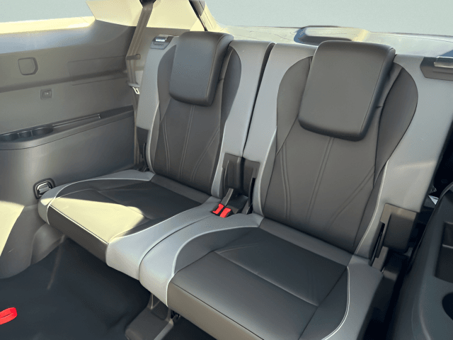 New 2027 Volkswagen Atlas SE w/Technology - photo - 7