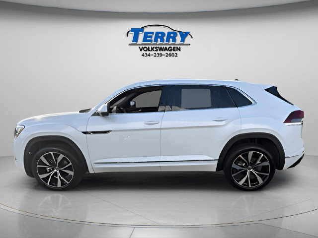 2026 Volkswagen Atlas Cross Sport SEL Premium R-Line Photo in Forest VA 24551