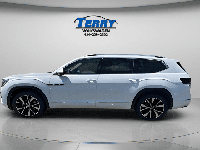 2026 Volkswagen Atlas SEL Premium R-Line Photo in Forest VA 24551
