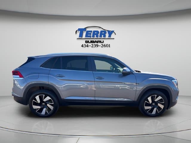 2024 Volkswagen Atlas Cross Sport 2.0T SE w/Technology Photo in Forest VA 24551