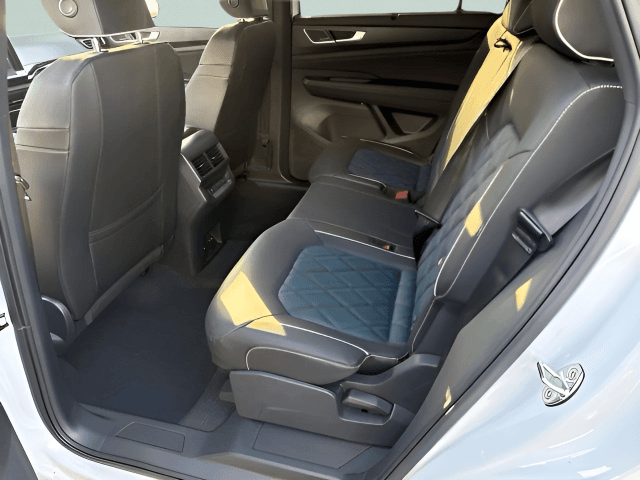 2026 Volkswagen Atlas Cross Sport SEL Premium R-Line Photo in Forest VA 24551