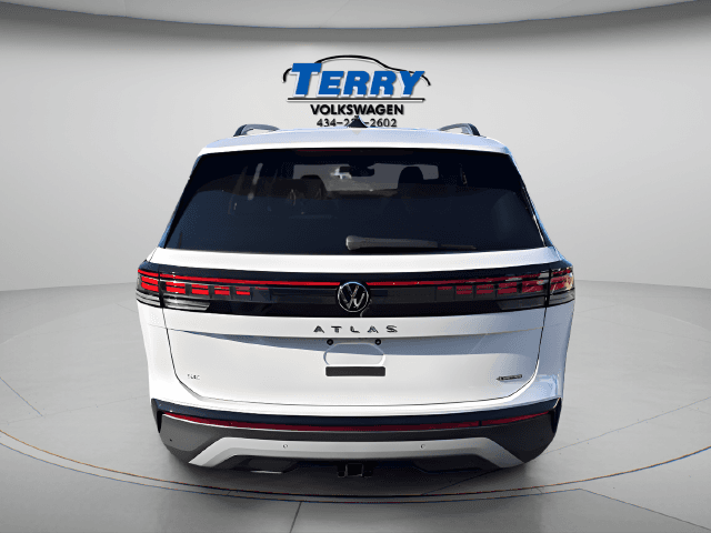 2027 Volkswagen Atlas SE w/Technology Photo in Forest VA 24551
