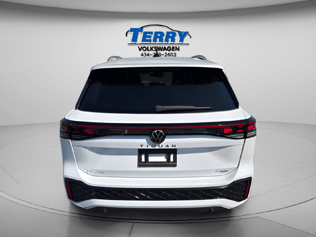 2026 Volkswagen Tiguan SEL R-Line Turbo Photo in Forest VA 24551