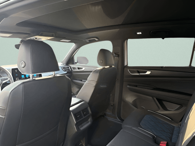 2026 Volkswagen Atlas Cross Sport SEL Premium R-Line Photo in Forest VA 24551