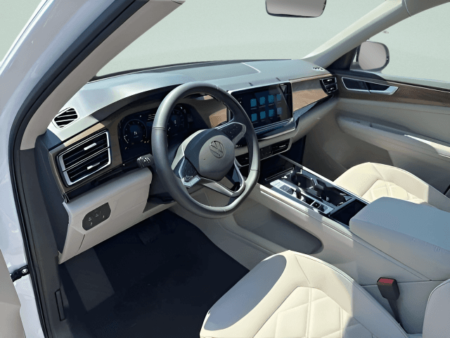 2026 Volkswagen Atlas SE w/Technology Photo in Forest VA 24551